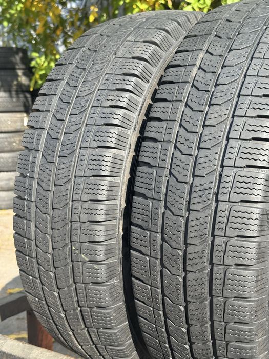 Шини зимові 2шт 215/70 R15 C Kleber TransPro 4s