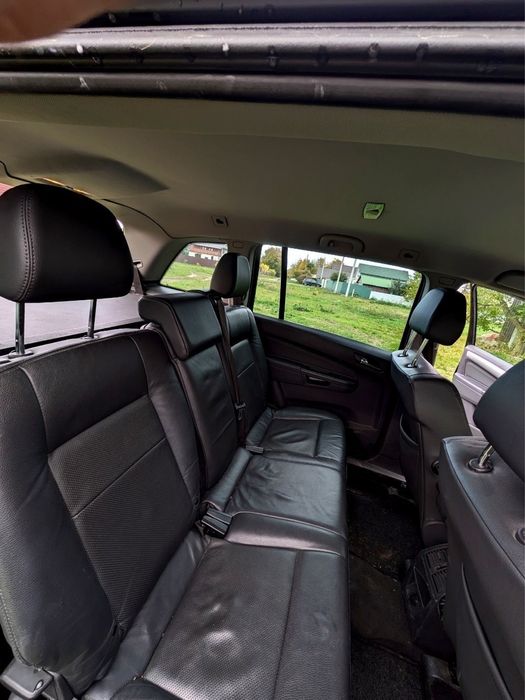 Продам Opel Zafira