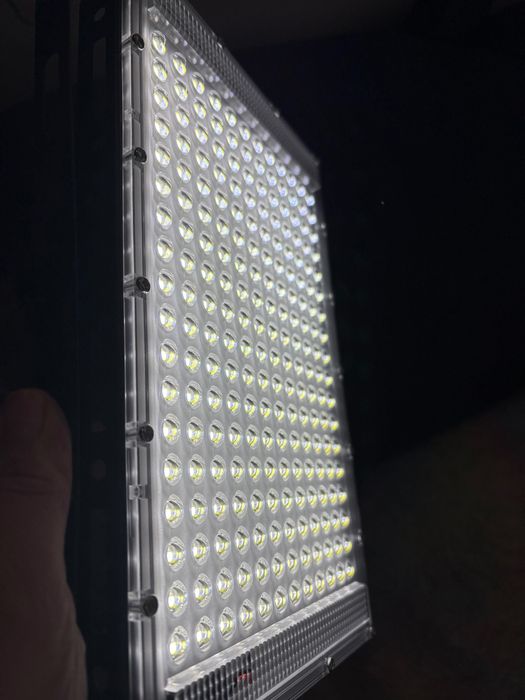 Великий ліхтар з usb 216 лед