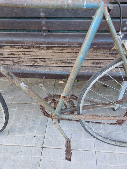 Bicicleta Antiga para Restauro