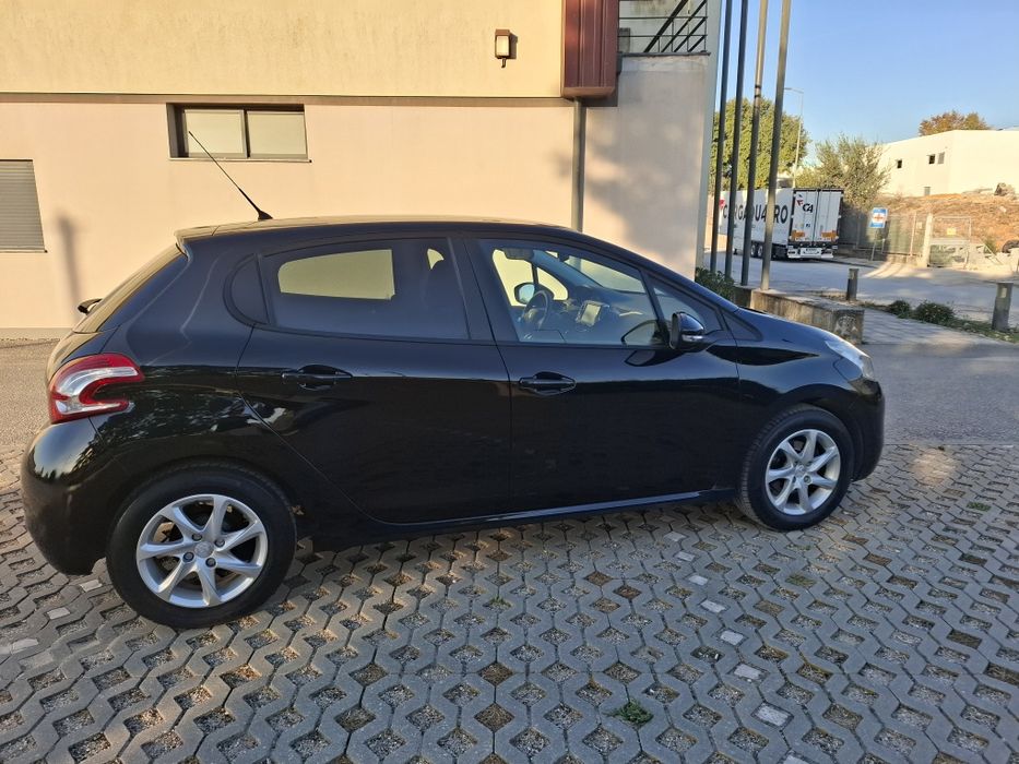 Peugeot 208 1.4 hdi