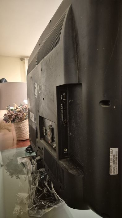 Tv como nova LG HD de 32 polgadas.