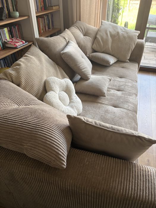 Sofa trzyosobowa Black Red White, rozkładana z pojemnikiem, sztruksowa