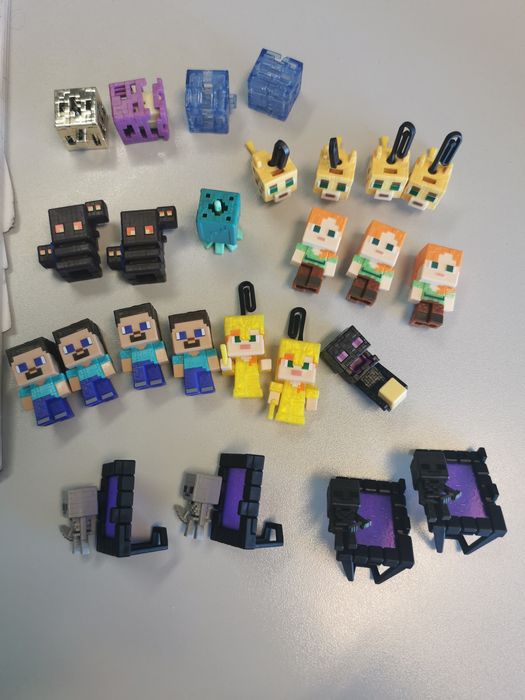 Figurki  Kinder Joy minecraft