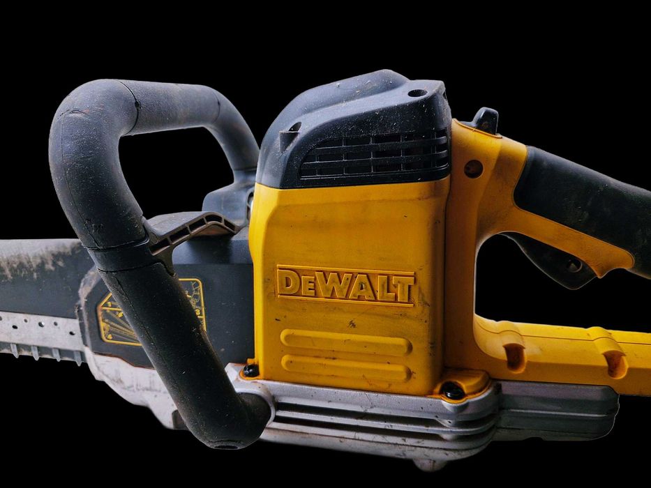 Piła Aligator Dewalt 1700W DWE397