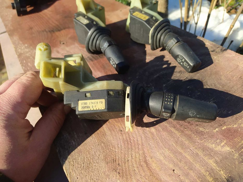 Підкермовий перемикач двірників 97BG-17K478 Mondeo Mk2