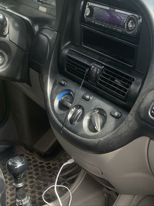 Авто Шевролет такума 2005р