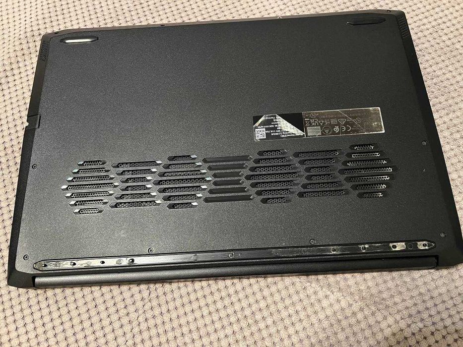 Игровой ноутбук Lenovo Gaming 3 15IHU6. Торг