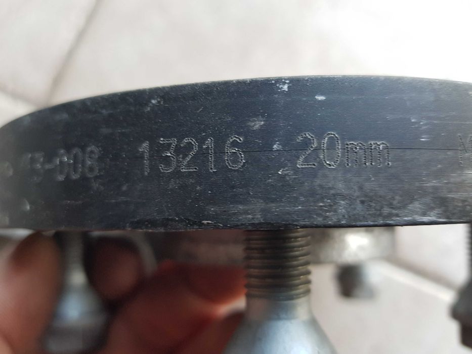 Dystanse BMW 2x20mm 5x120 centrowanie 72,6 e90 e91 e60 e61