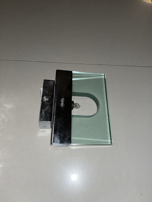 Kinkiet ścienny ze szkła