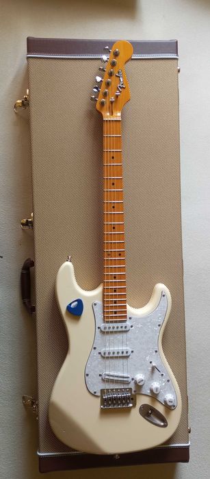 Lutnicza gitara elektryczna stratokaster