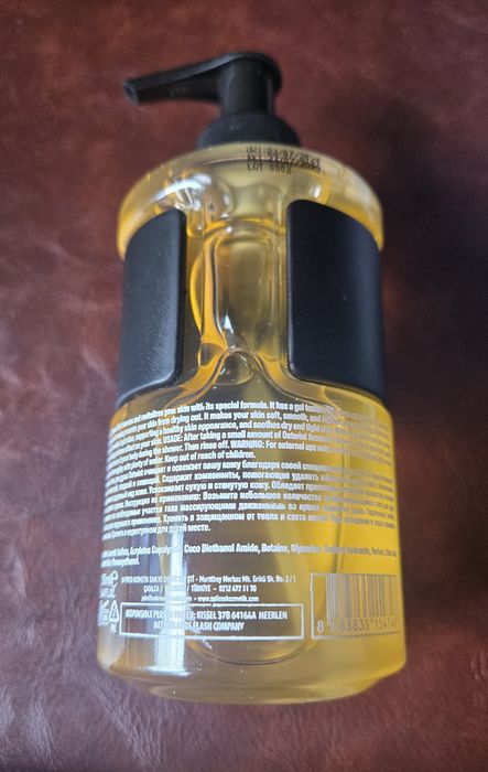 Ostwint Professional  męski żel pod prysznic 250 ml z pompką