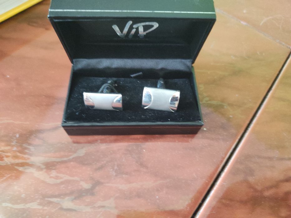 Spinki do mankietów koszuli