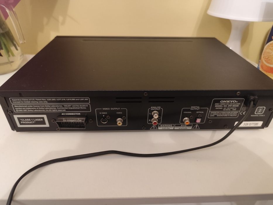 Odtwarzacz DVD CD Onkyo  dv-s535