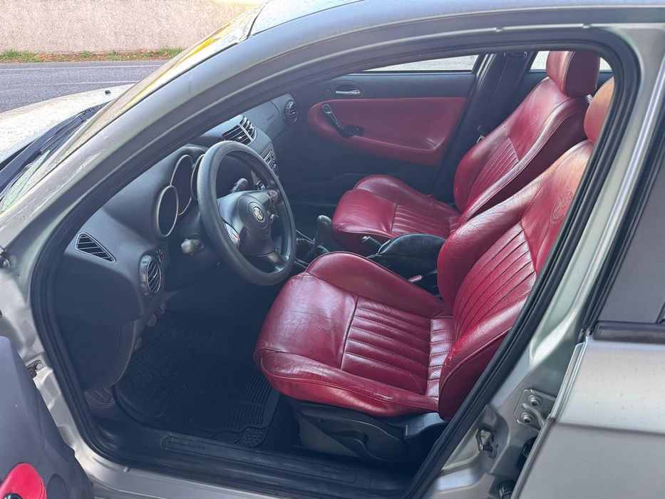 Alfa Romeo 147 16v Twin spark(Novo kit de distribuição e bomda de água)