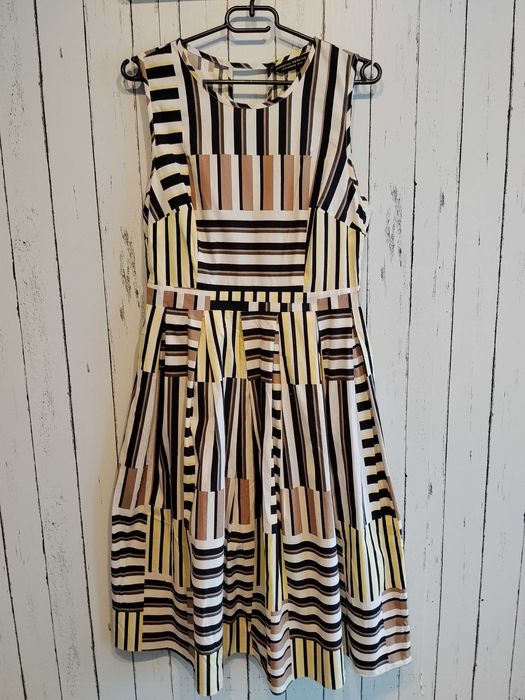 Rozkloszowana sukienka midi Dorothy Perkins 14 / 42 paski patchwork bawełna