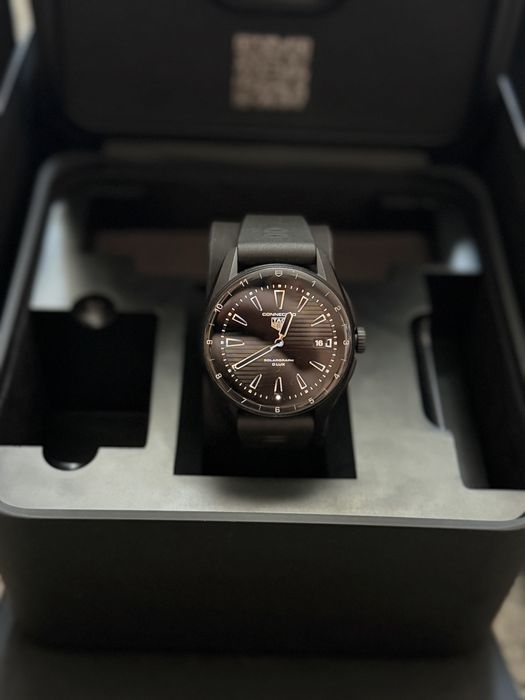 Tag Heuer connected e4 black edition