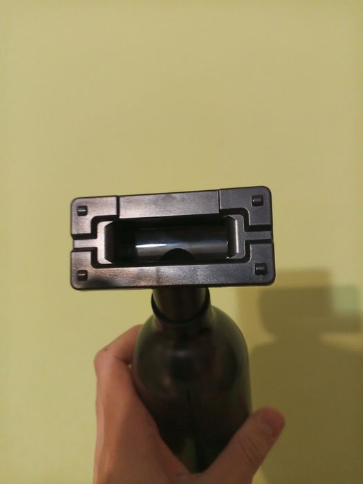 Ручний пилосос без марки