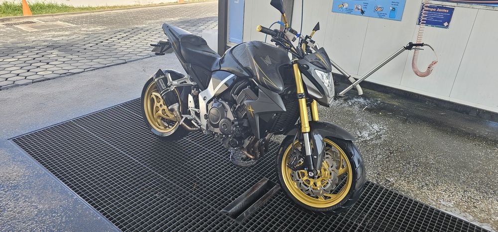 Honda CB 1000r  2013