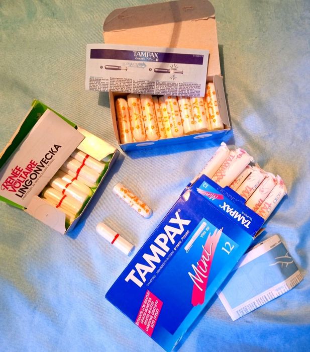 Тампони Тампакс TAMPAX віддаю безкоштовно
