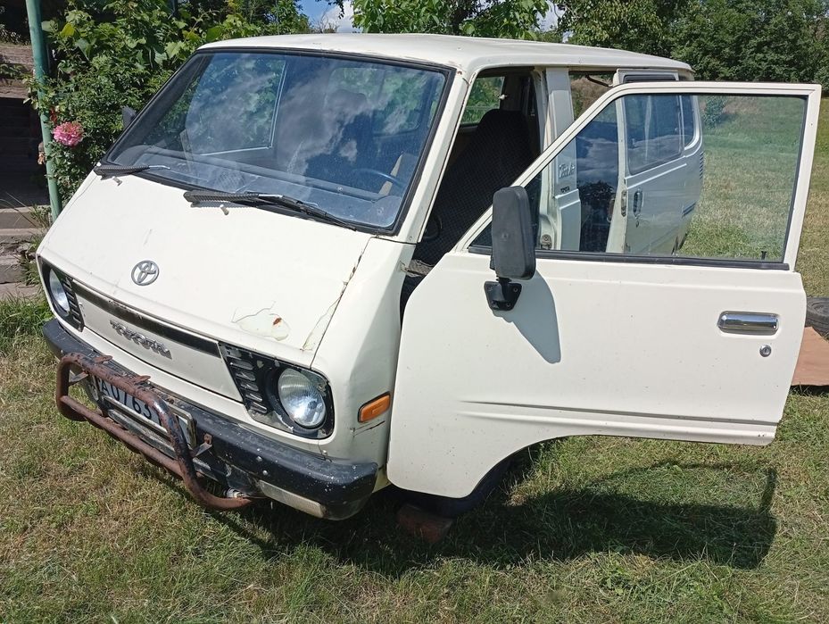 Тойота літайс 1987