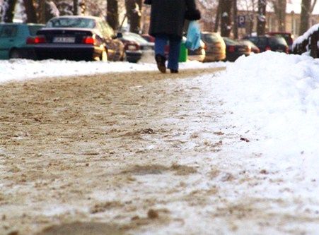 Piasek do posypywania dróg ZIMĄ lepszy niż SÓL DROGOWA worek 25kg