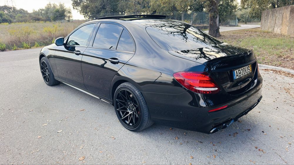 Mercedes e300de amg plug-in 9g-tronic