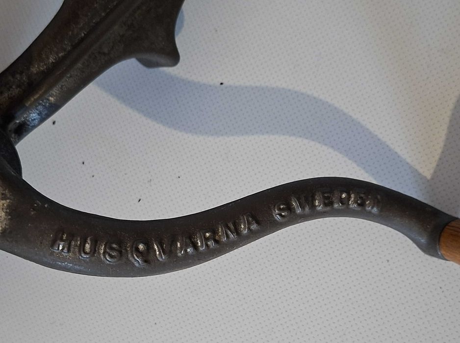 Máquina antiga de picar carne Husqvarna 101 - Sweden