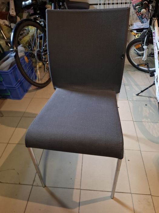 Krzesła do salonu. 8 szt.