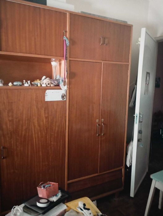 Móvel de quarto ou sala