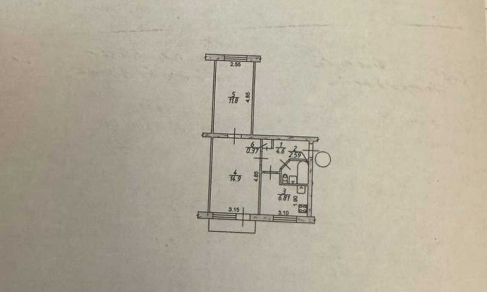 Продам 2х комнатную район "Варуса"