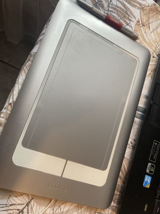 Tablet graficzny Wacom Bamboo Fun CTH-661