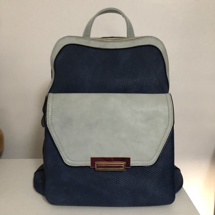 Mochila com alça ajustável