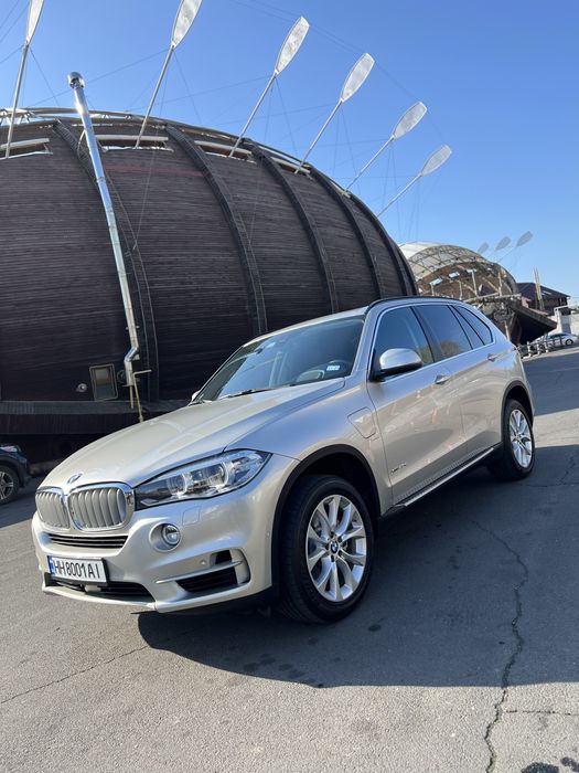 BMW X5 2016 2л гибрид шампань