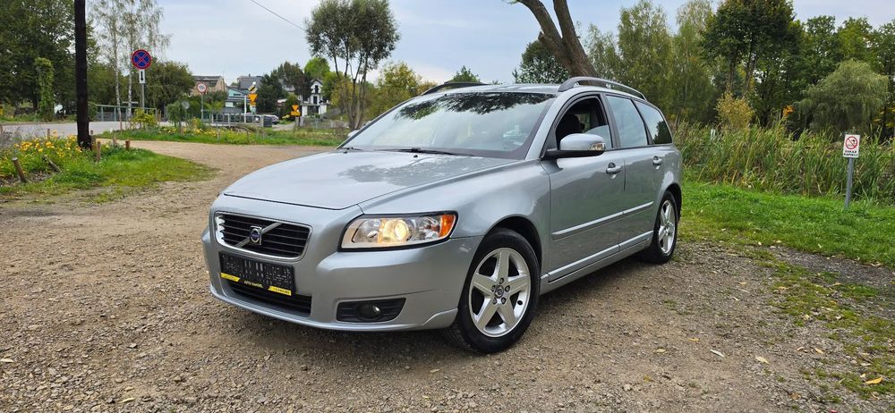 Volvo V50