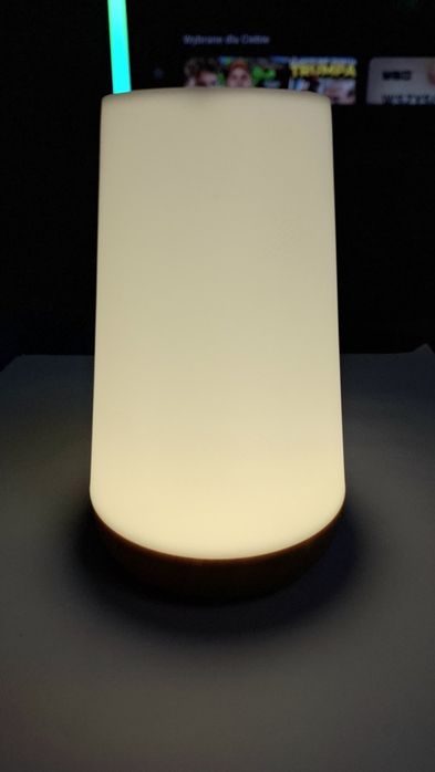 Lampka nocna dotykowa