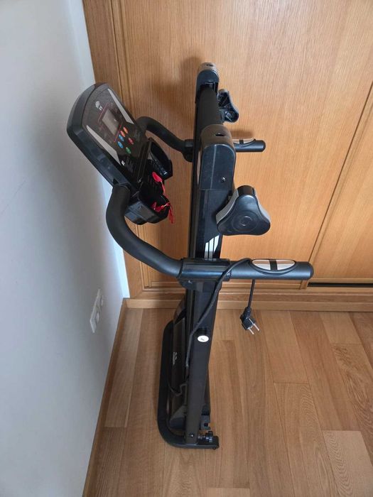 Passadeira Eletrica De Corrida POWERFIT Flash, até 12 Km/H