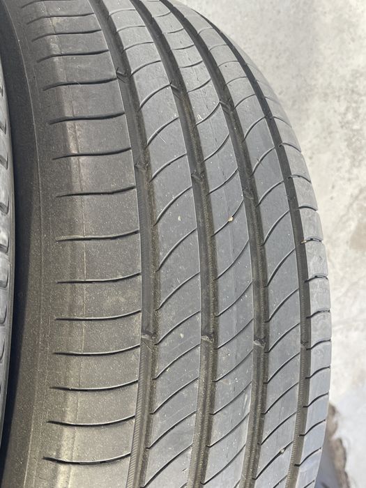 Pneus 235-55r18 Michelin como novos