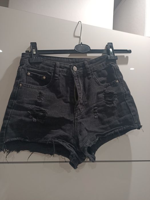 Spodenki czarne jeansowe