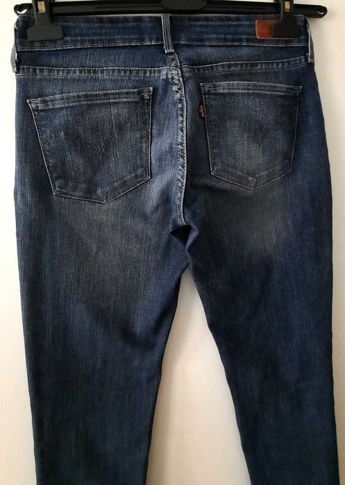 Levi's Demi Curve W26/L32