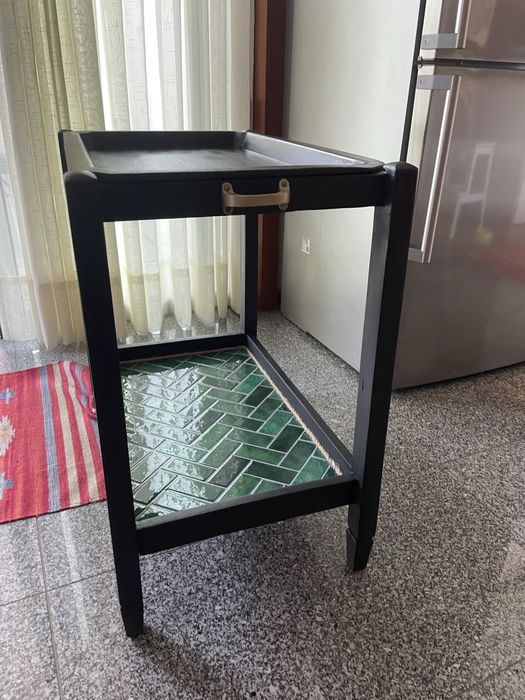 Carrinho de chá restaurado