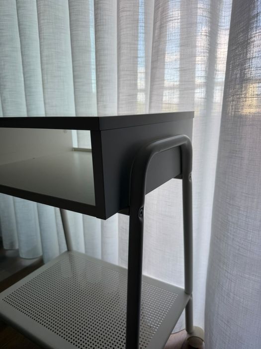 Vendo móvel do IKEA
