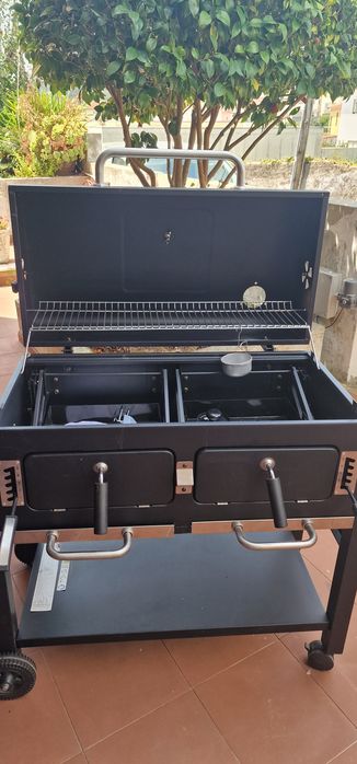 Barbecue a carvão