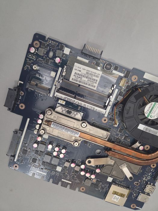Sprzedam płytę główną  + Procesor + radiator do Laptopa ASUS X53T