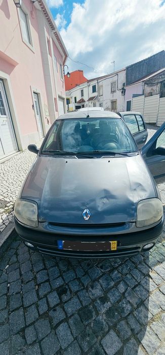 Vendo Renault  clio 1999