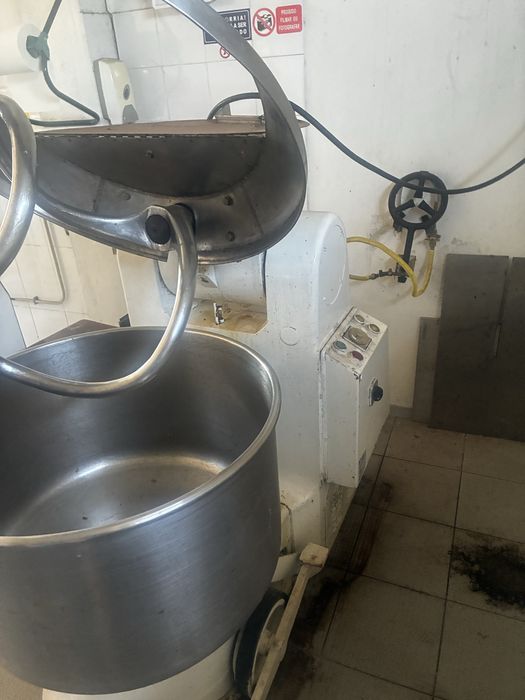 Amassadeira padaria industrial 200kg