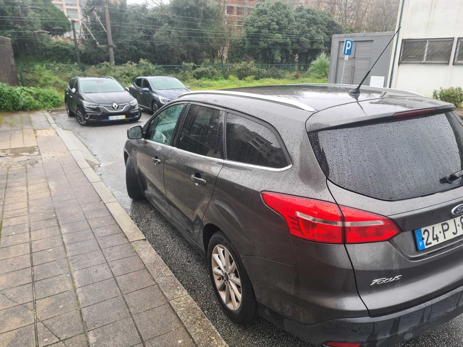 Vende-se Ford Focus Titanium