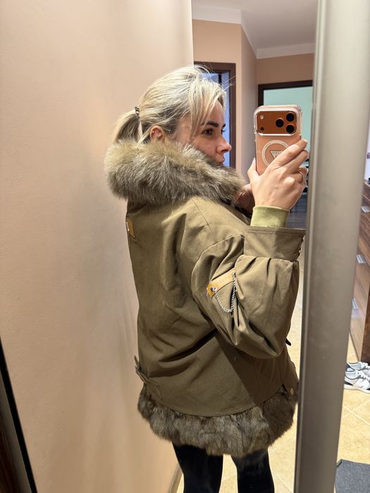 Sprzedam kurtkę typu parka.
