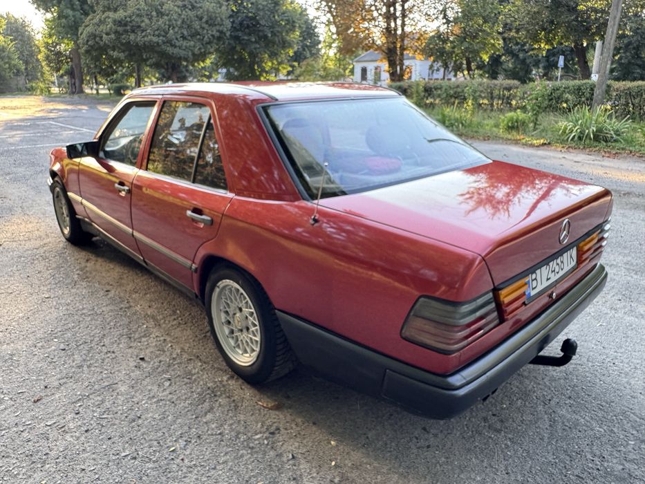 Mercedes-benz c-class 1987