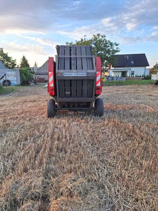 Prasa Masey Ferguson 828